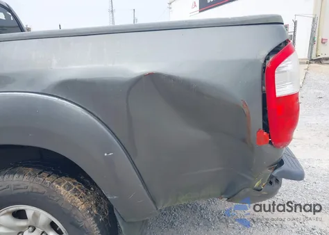 2006 Toyota Tundra Limited V8 z USA, uszkodzony, nr VIN 5TBDT48166S504211